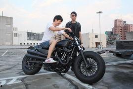 国产机车耍酷视频,耍酷视频展现中国机车魅力  第1张